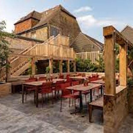 The George In Rye Hotel Bagian luar foto
